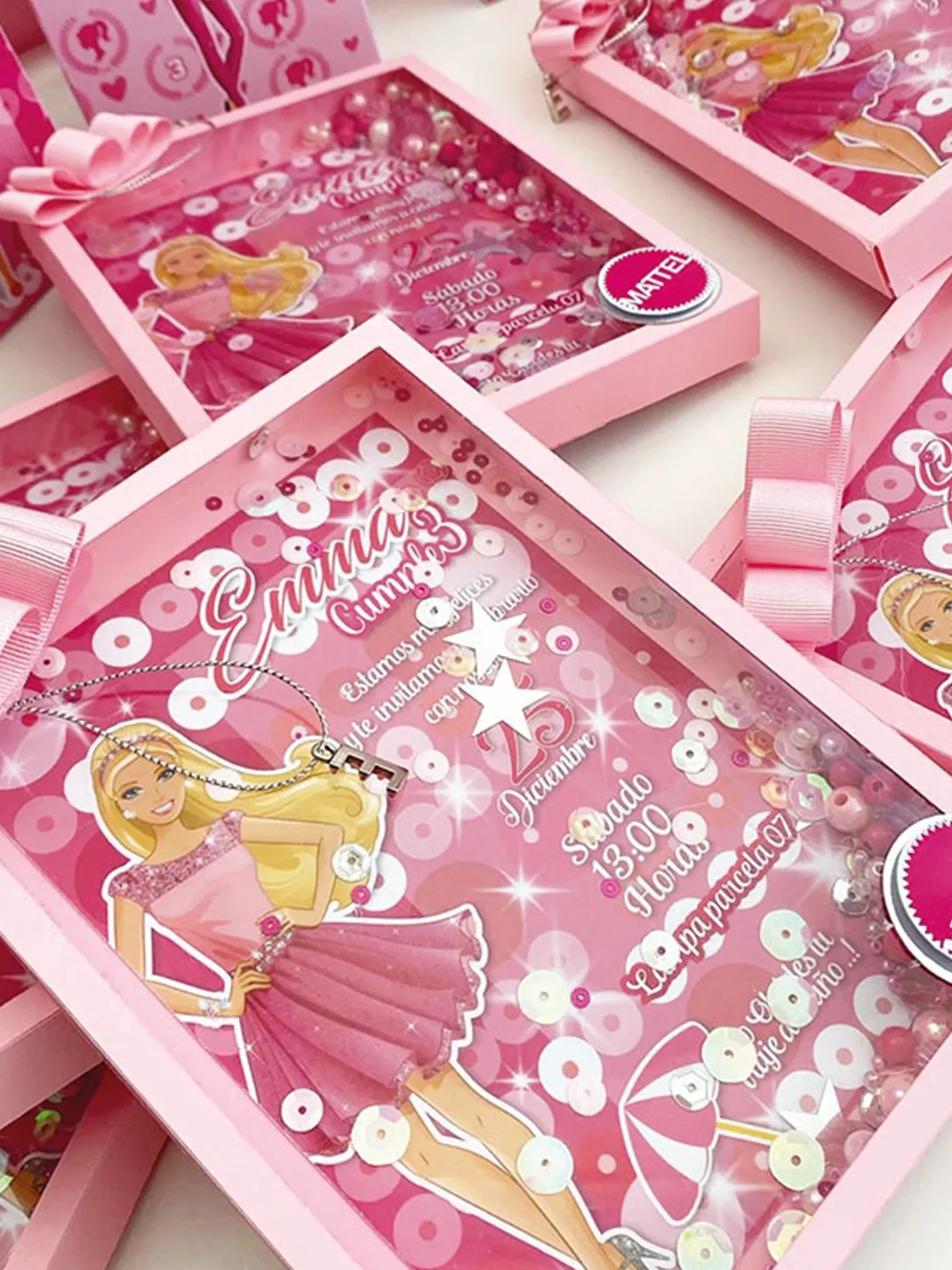 Invitación Tipo Cajita con Kit para Crear Pulseritas Personalizadas